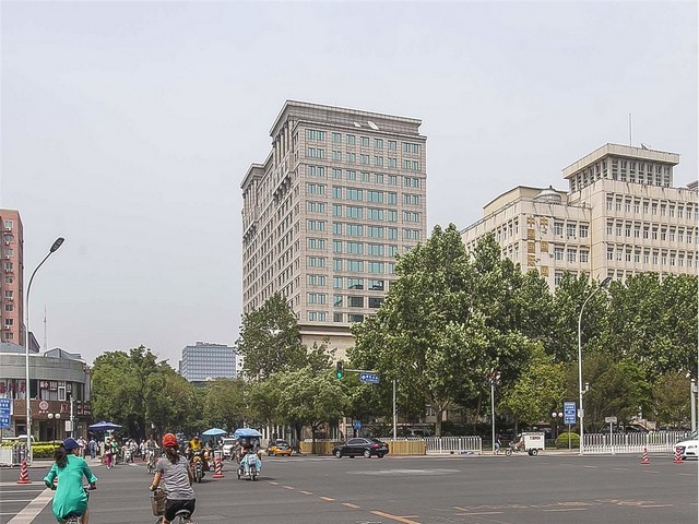 上海福特37座商务车批发价钱